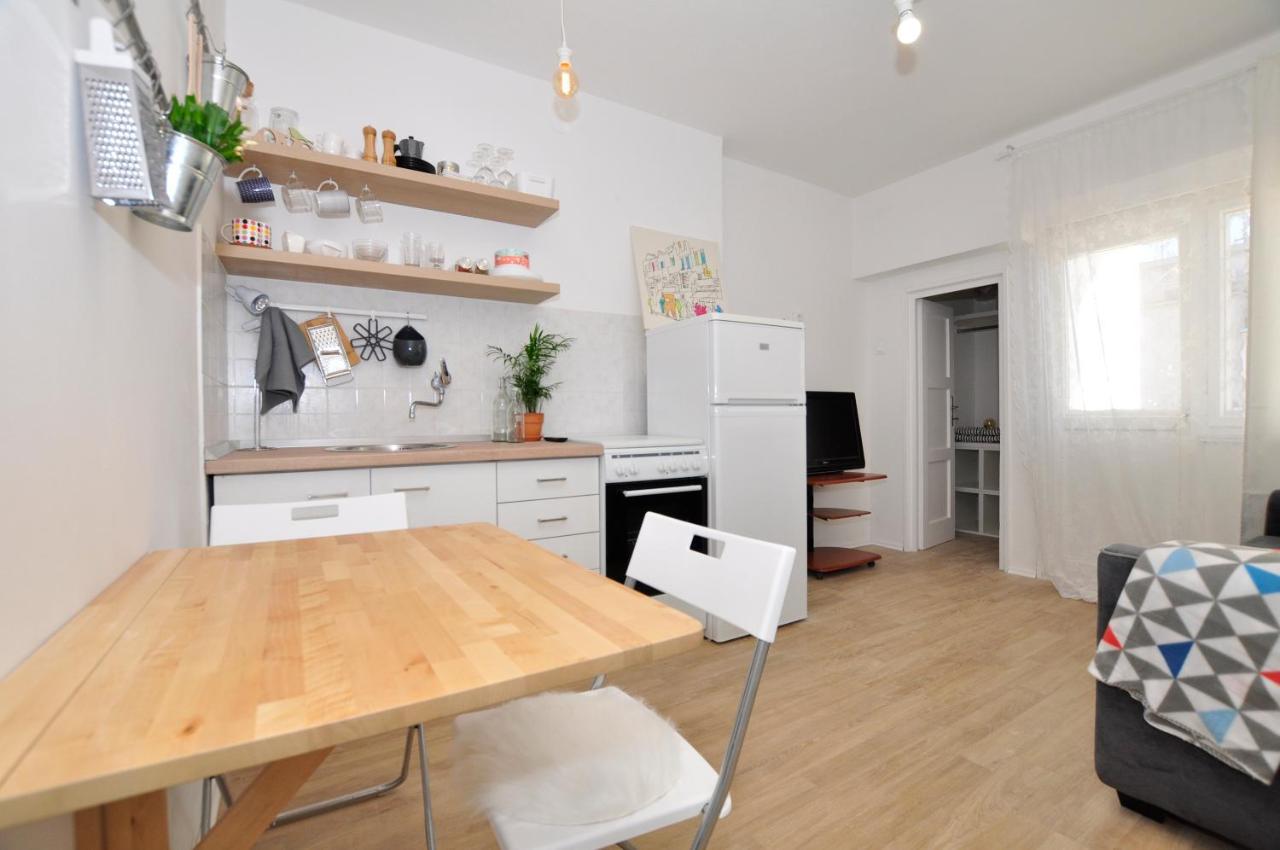 Room & Studio In The Centre Split Exteriér fotografie