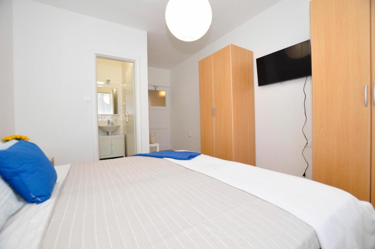 Room & Studio In The Centre Split Exteriér fotografie